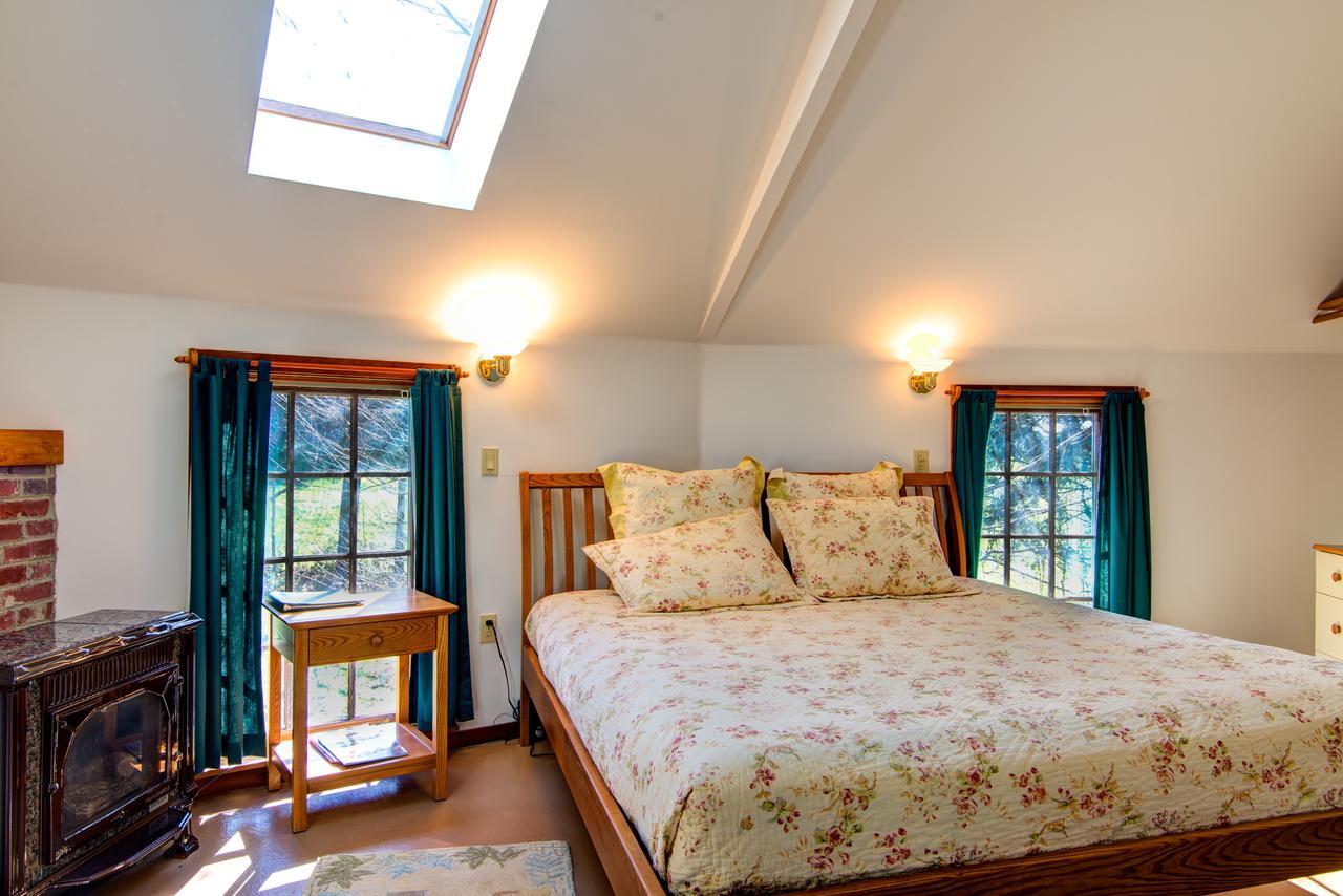 Breakfast On The Connecticut Bed and Breakfast Lyme Exterior foto